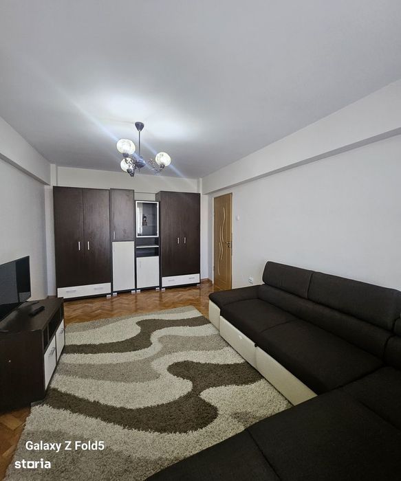 Apartament Premium De Închiriat – Zona Decebal, Oradea