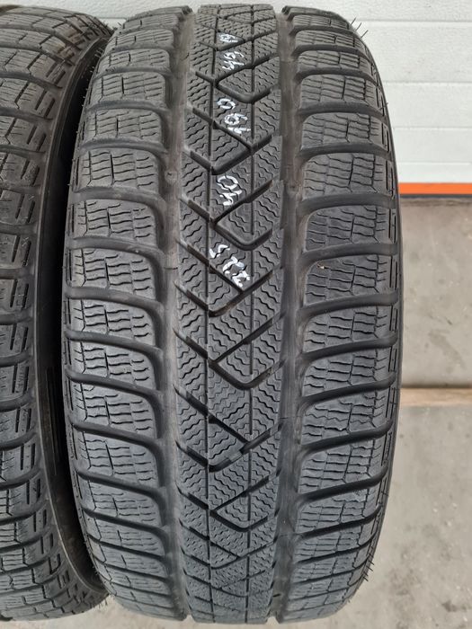Зимни гуми 2 броя PIRELLI SottoZero3 225 40 R19 дот 4919
