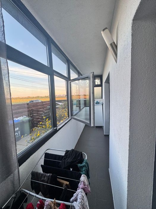 Vând apartament în Dragomirești Deal