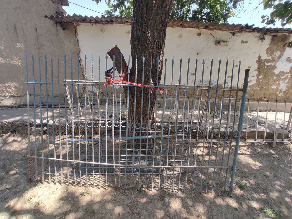 Kafolatli qoʻyxona zavborlari ( reshotka )