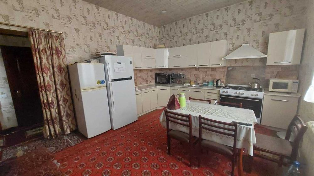 Yengi 16 yillik mahallasida uchastka sotiladi