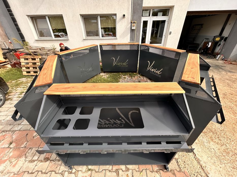 Vand bar mobil personalizat