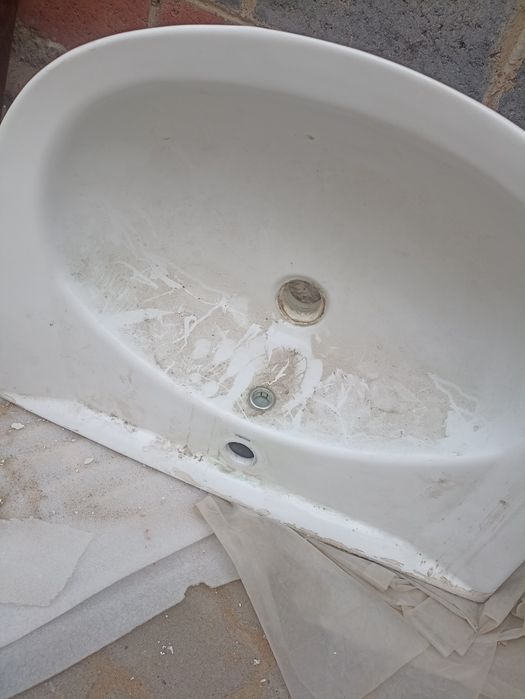 Продаем раковину с пьедисталом