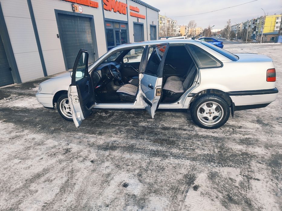 Продам Пассат б4 седан