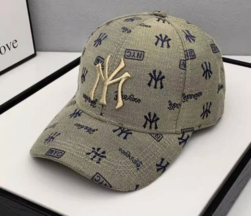 Кепки для мужчин и женщин