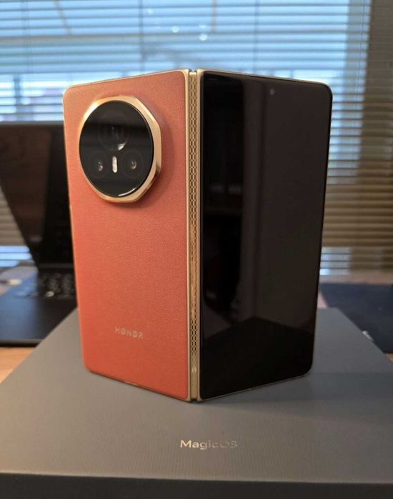 Honor Magic v3   1Tb