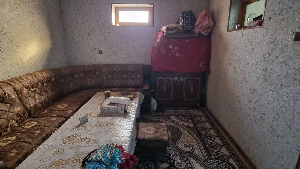 Ховли уй сотилади