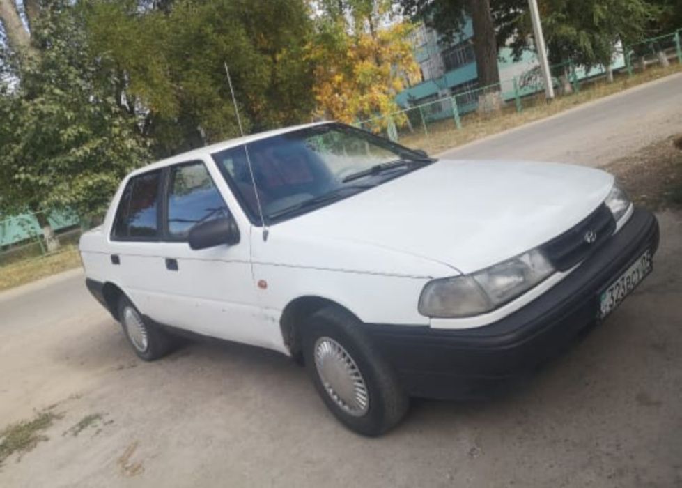 Hyundai pony 1992 г.