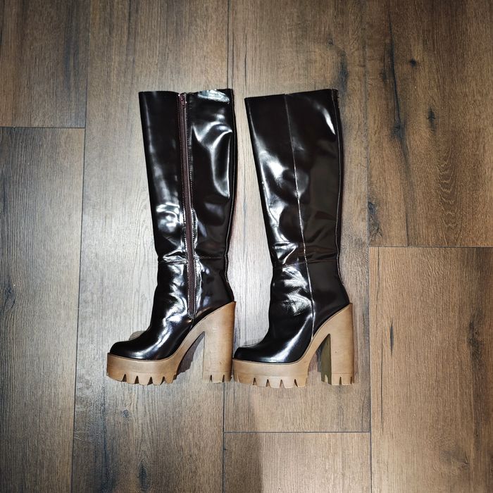 Stiū кафяви ботуши на платформа до коляното 39 р-р