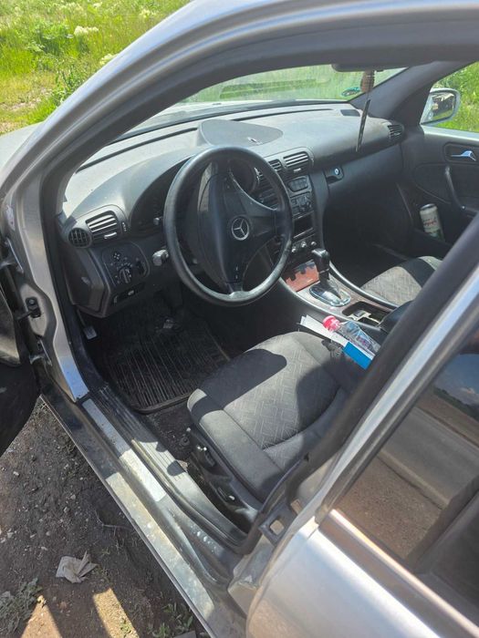***Само на части*** Mercedes C220 cdi W203, automat, sedan