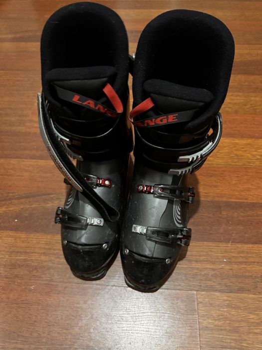 Vand clapari pentru ski