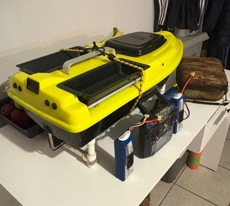 Vapor de viteza cu răcire pe apa