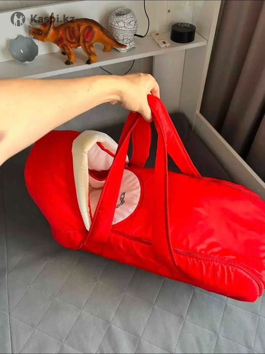 Продаю детскую переноску для грудного ребенка