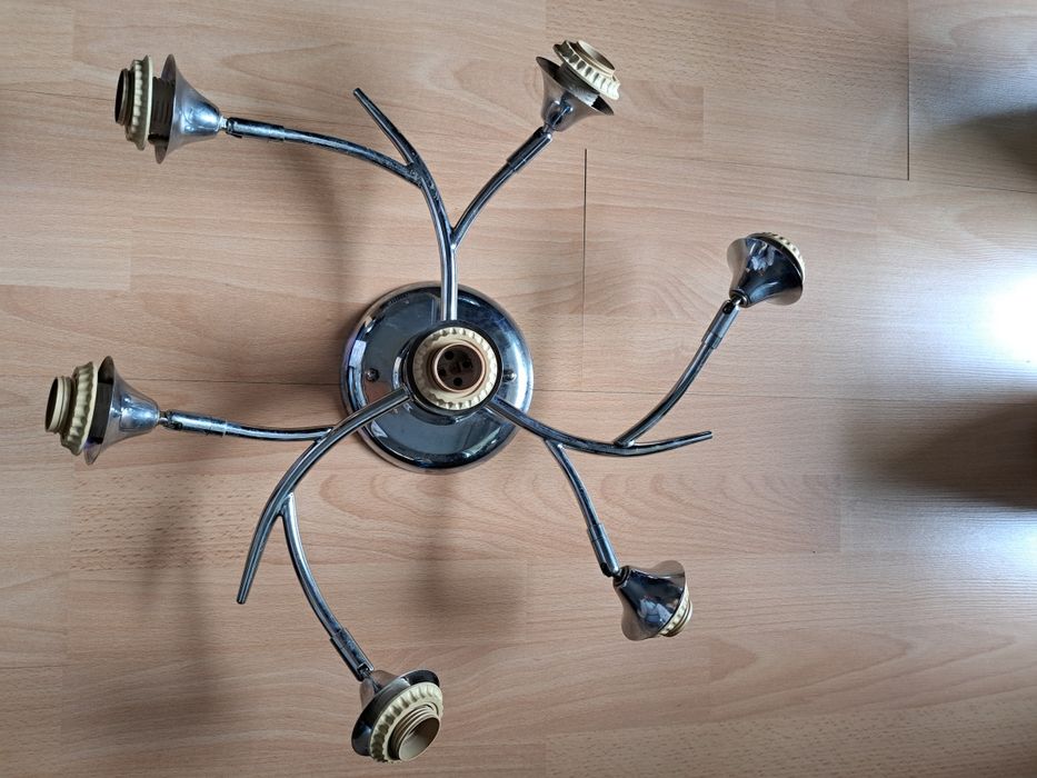 Полилей с 7 гнезда за 7 крушки