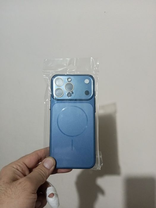 Чехол 16 про мах новый