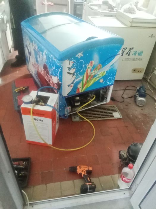 Ремонт холодильников и морозильныков