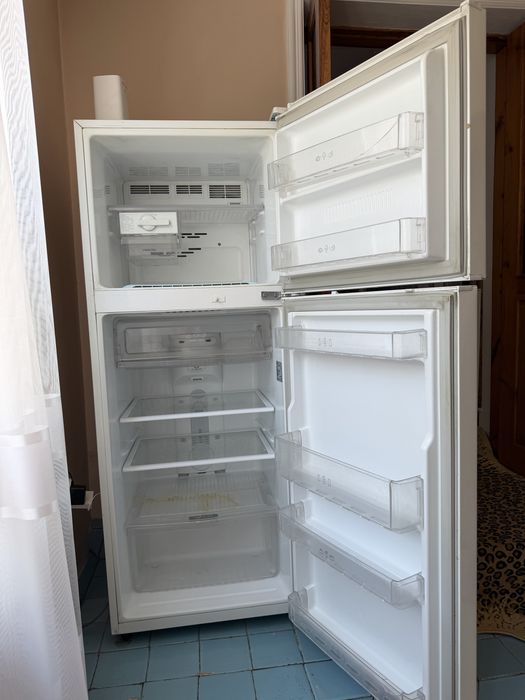 Холодильник бу LG