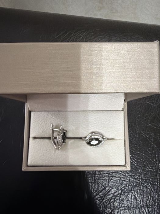 Серьги (бижутерия)