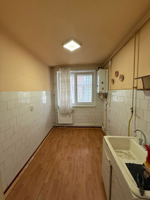 Apartament 2 camere - strada Parângului