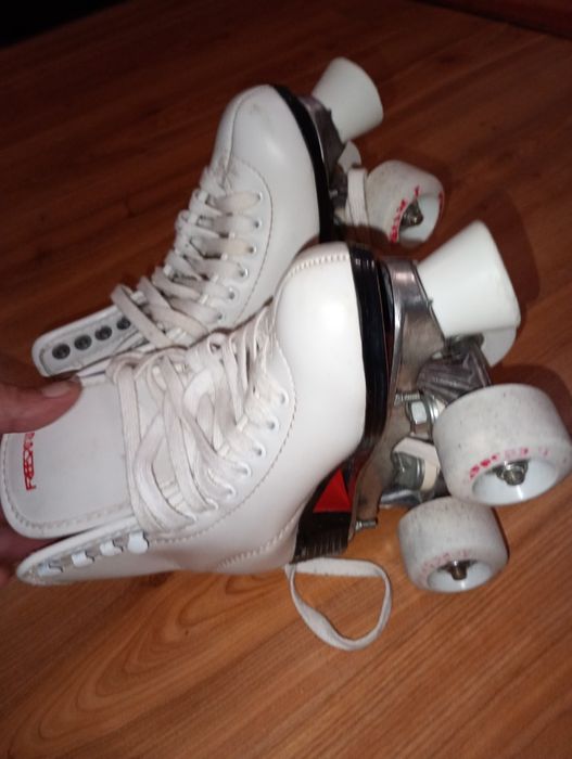 Продавам ролкови кънки freesport