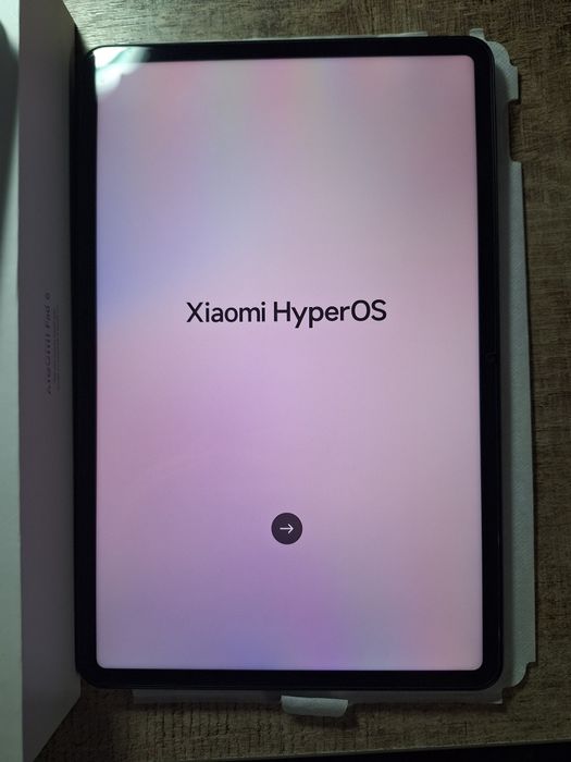 планшет xiaomi pad 6 8/256 гб. +чехол, стекло стоит.