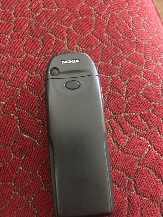 Vand nokia 6310 modelul ani 2001-2002