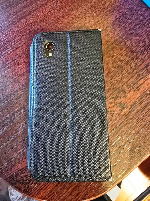 Продавам смартфон Алкател 1