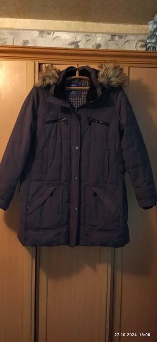 Теплая удлиненная куртка (полупальто). Размер 52.