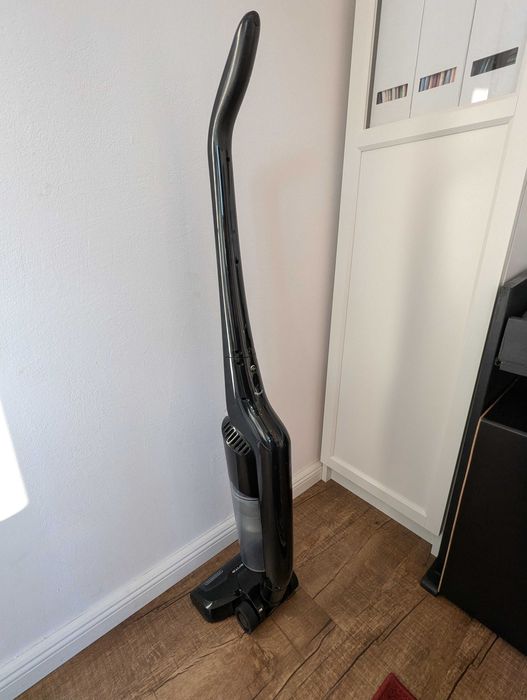 Aspirator vertical Rowenta fara fir Air Force Light
