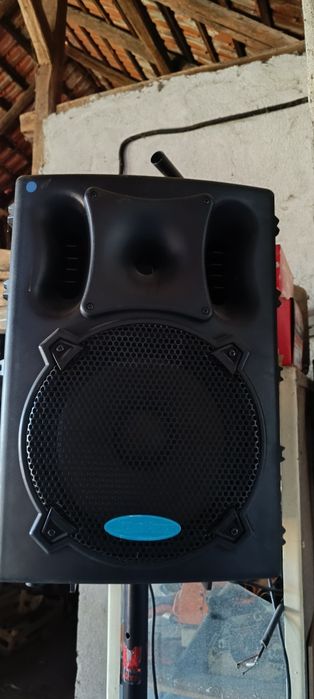 Mixer Behringer pmh3000 și 2boxe