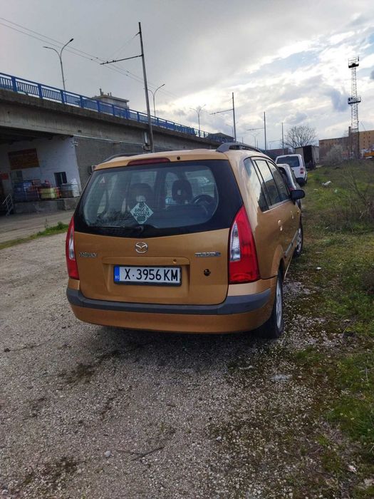 Продавам Мазда Премаци