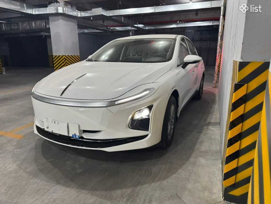 Hongqie e-qm 5 450km