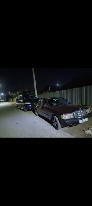 Мерседес 190 авангард россо