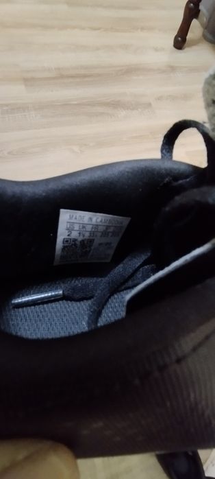 Детски футболни бутонки адидас 33 номер