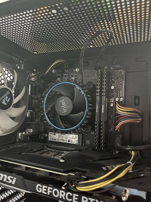 Kit i5 12400f corsair vengeance 32gb ram ddr4 Msi H510 M E