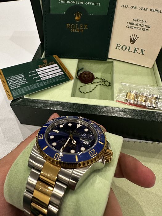 Rolex submariner date Oyster, 41 mm, Oystersteel and yellow gold