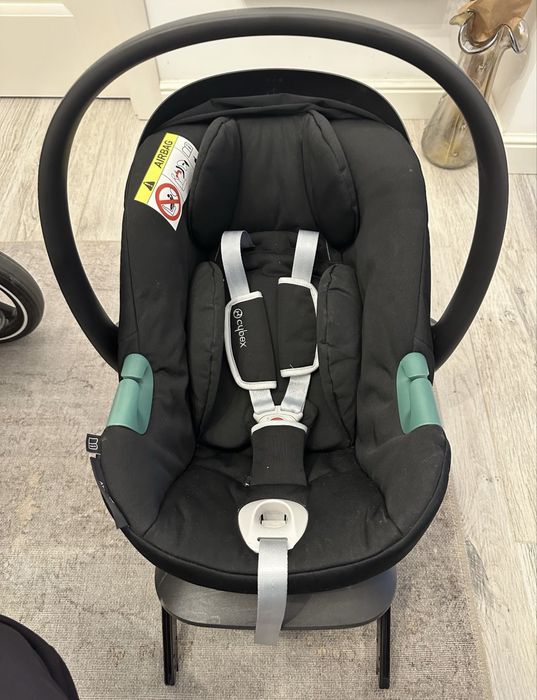 Carucior Cybex Balios S Lux (cadru, landou, scaun sport) + scoica Cybex Aton B2 + baza isofix