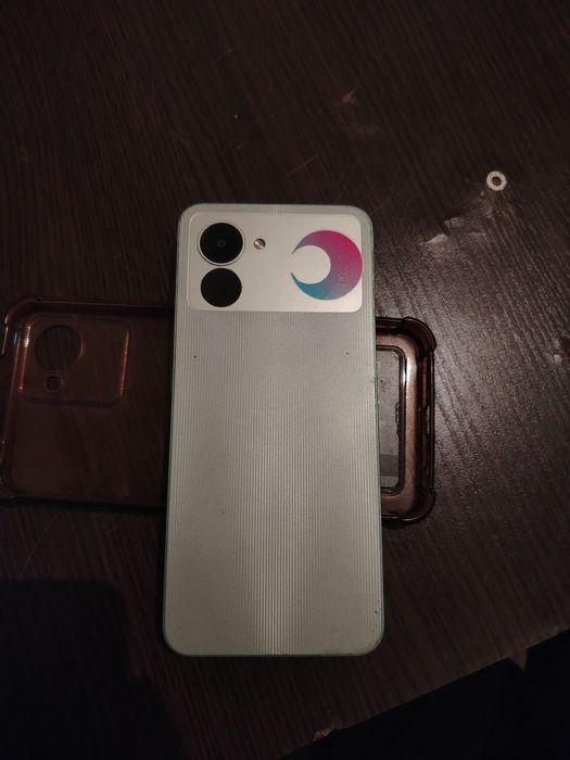 Продам хороший телефон realme narzo 50i Prime