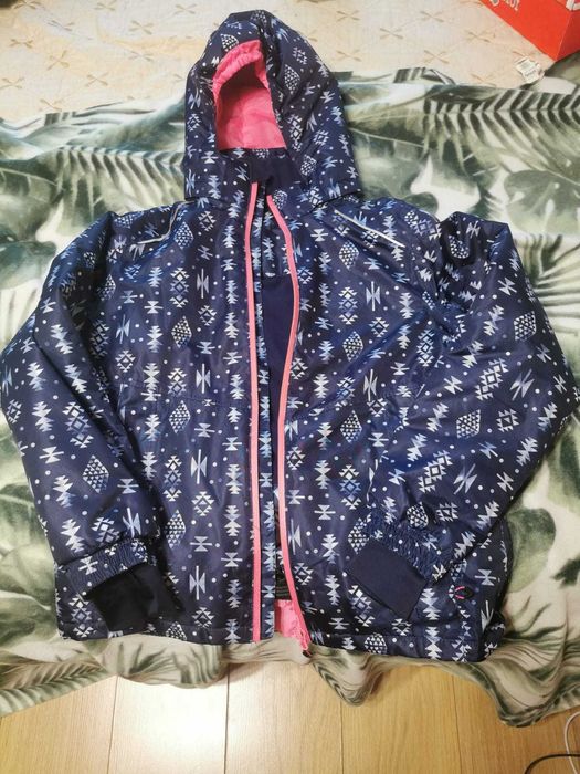 Vand geaca de schi -fete marimea 146-152