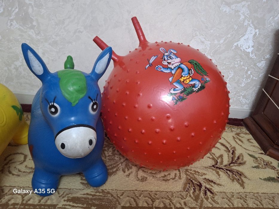 Продаются надувные игрушки