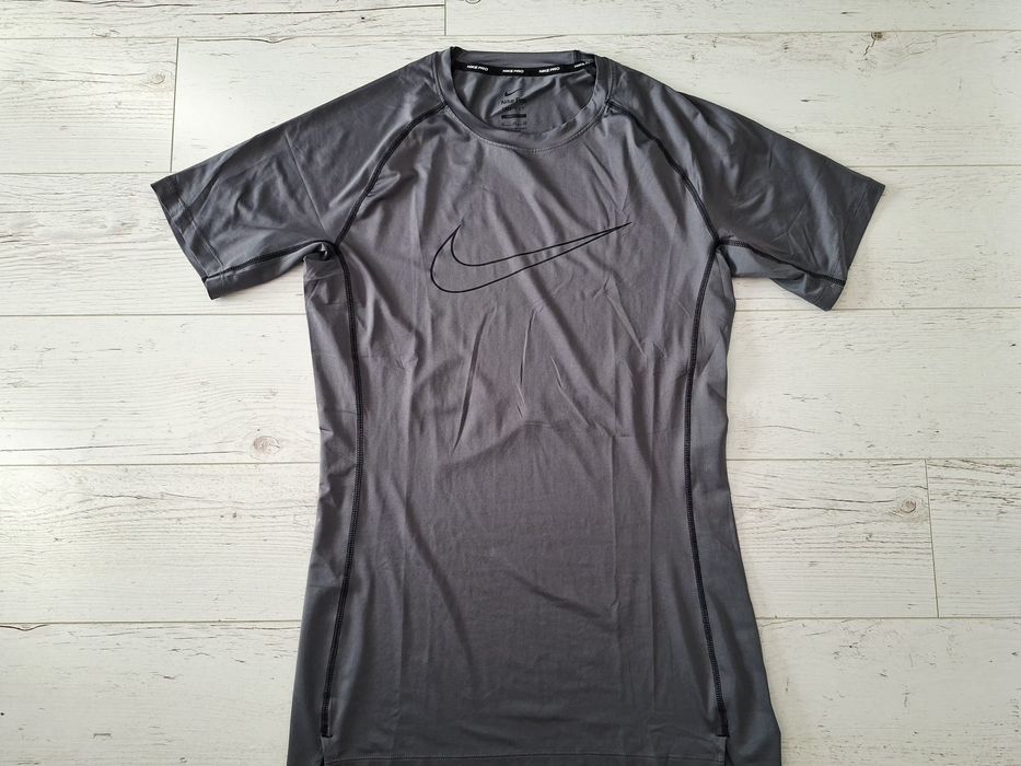 Nike Pro-Ориг. Тениска Нова!!!