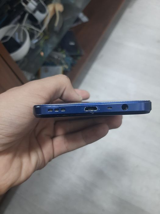 Oppo A17 sotiladi