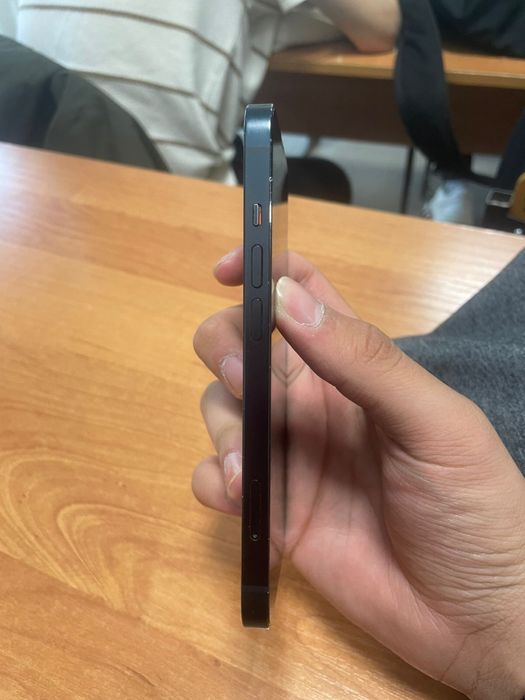 Iphone 13, без коробки,без документа