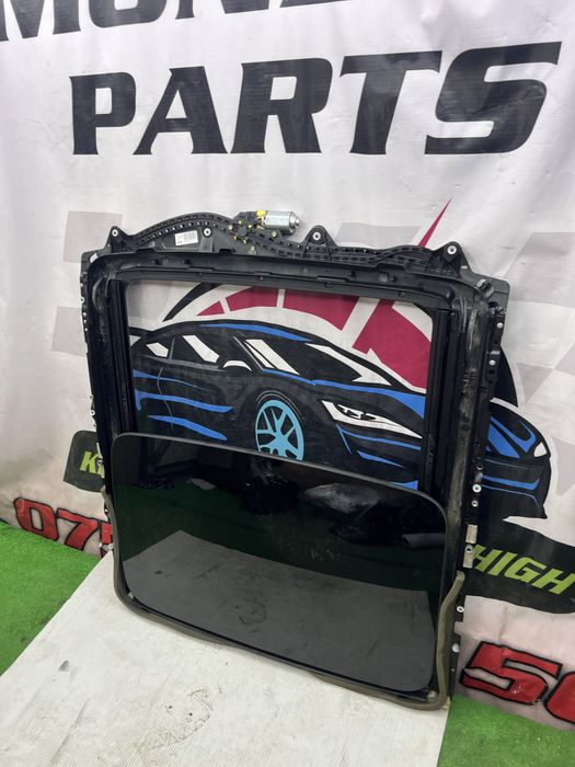 Bmw Seria 5 G30 Trapa Panormic Plafon Sistem Complet Mecanism