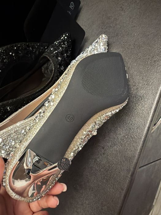 Чисто нови обувки