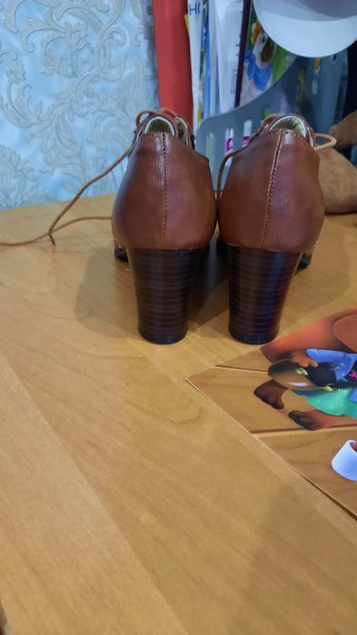 Продам женские батильоны