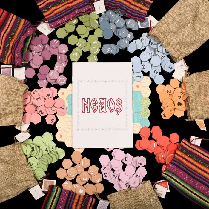 Neaoș boardgame joc românesc de strategie