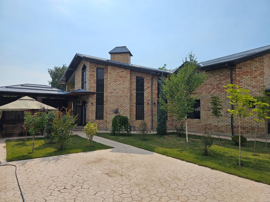 Продается дача. Кумушкан. 11 соток. Евро. Баня. Сауна. Бассейн