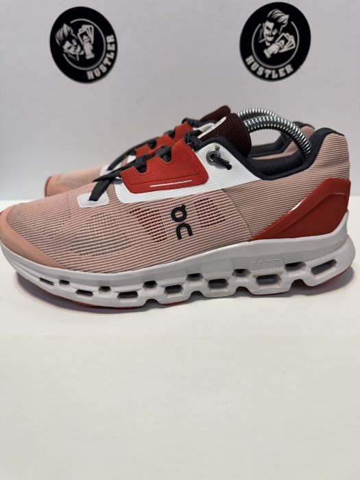 Маратонки ON CLOUD .Номер 40