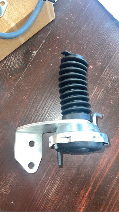 Клапана включения переднего моста